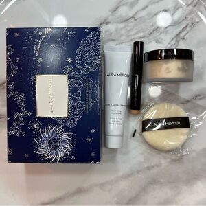 Laura Mercier Constellation Set